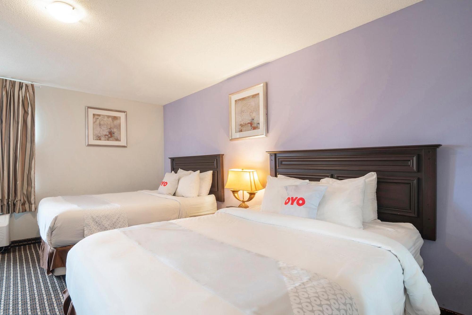 Oyo Townhouse Houston Airport North 호텔 외부 사진