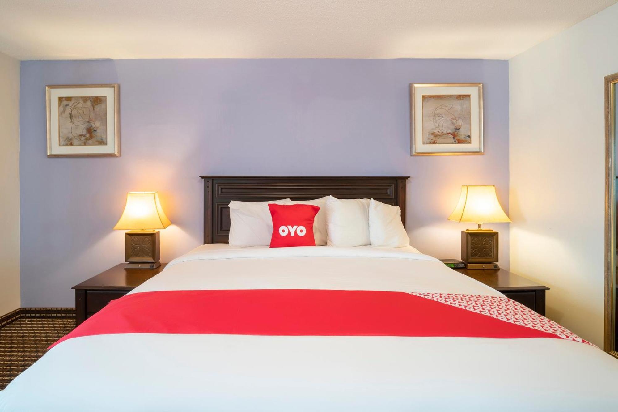 Oyo Townhouse Houston Airport North 호텔 외부 사진