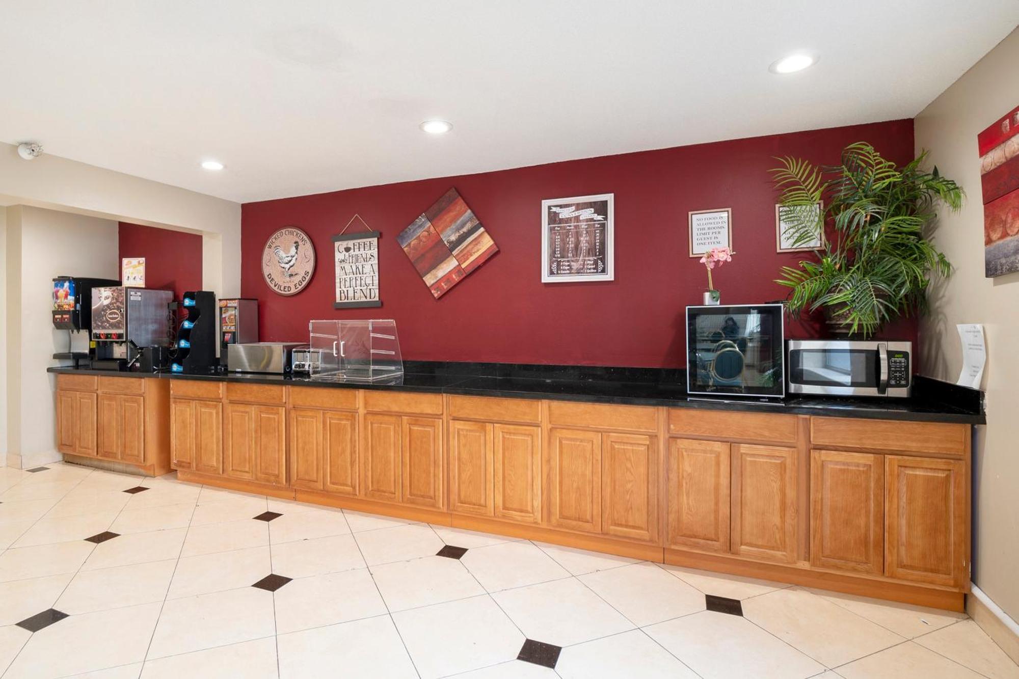 Oyo Townhouse Houston Airport North 호텔 외부 사진