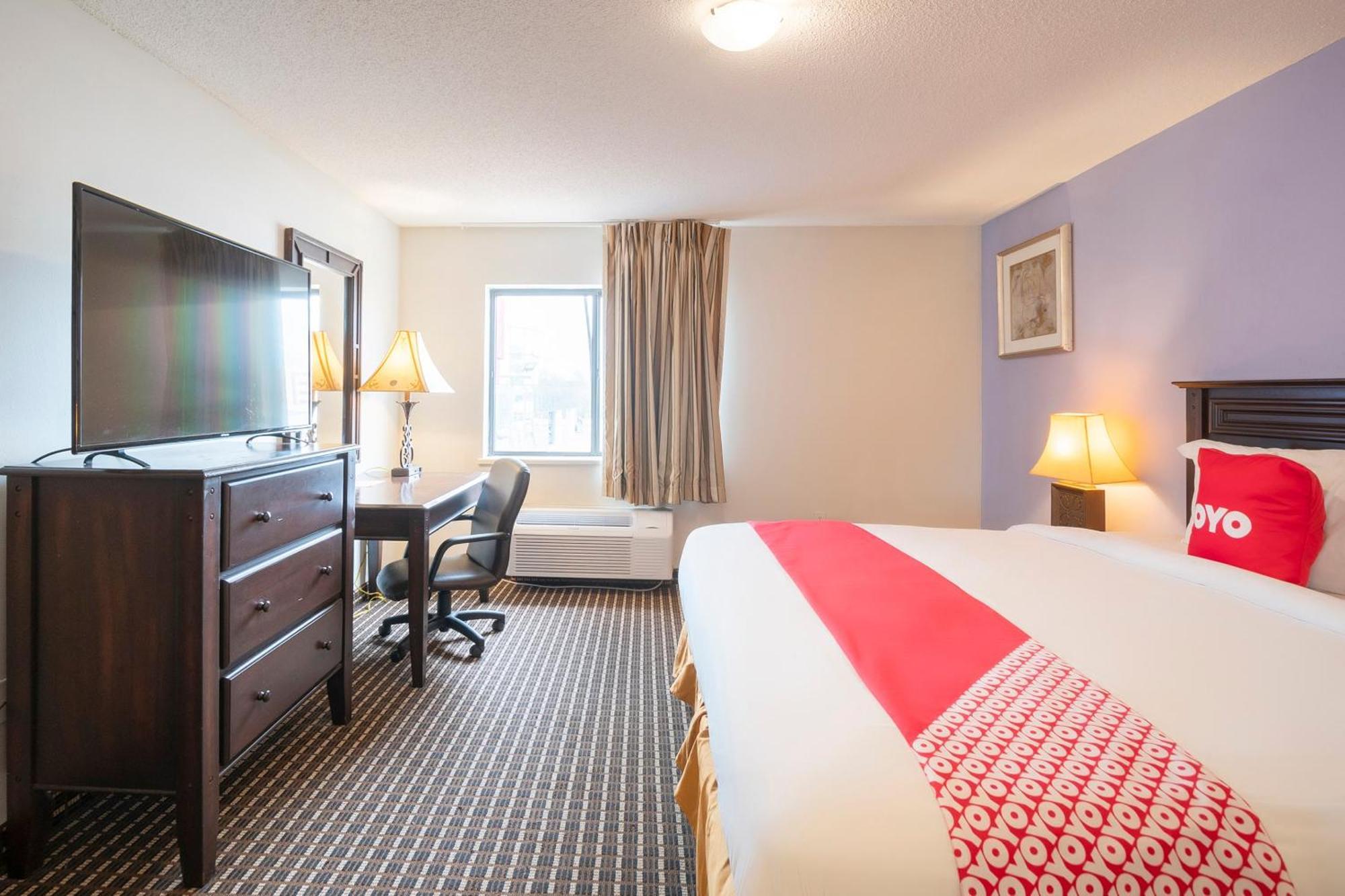 Oyo Townhouse Houston Airport North 호텔 외부 사진