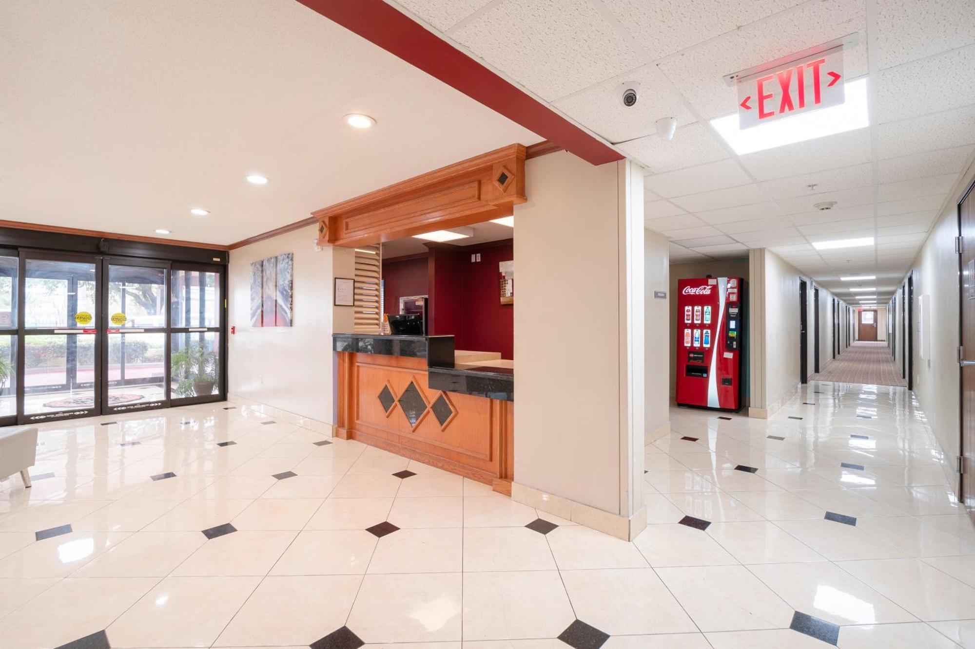 Oyo Townhouse Houston Airport North 호텔 외부 사진