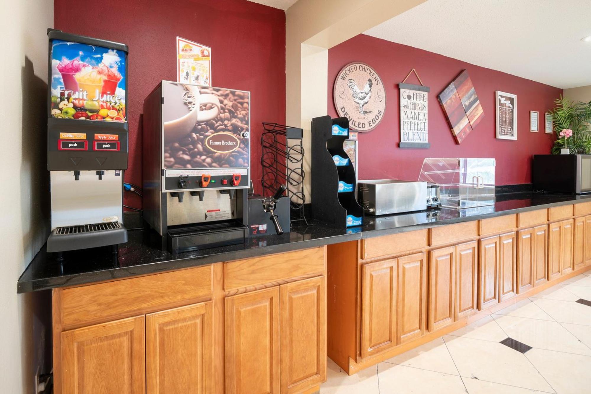 Oyo Townhouse Houston Airport North 호텔 외부 사진