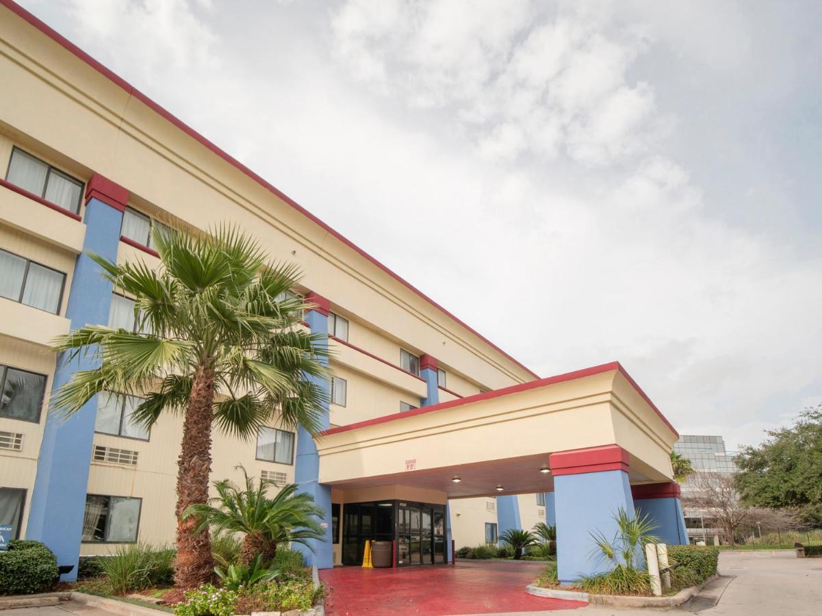 Oyo Townhouse Houston Airport North 호텔 외부 사진