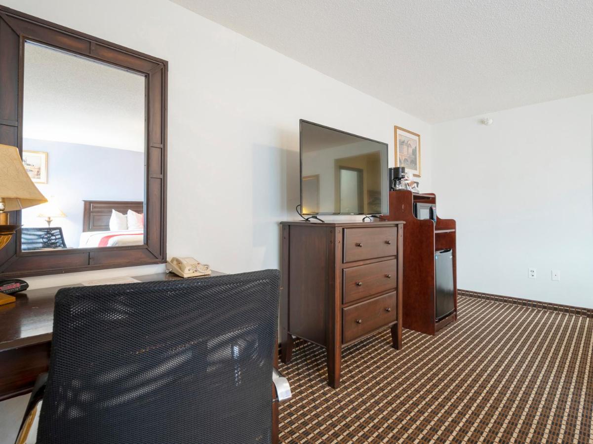 Oyo Townhouse Houston Airport North 호텔 외부 사진