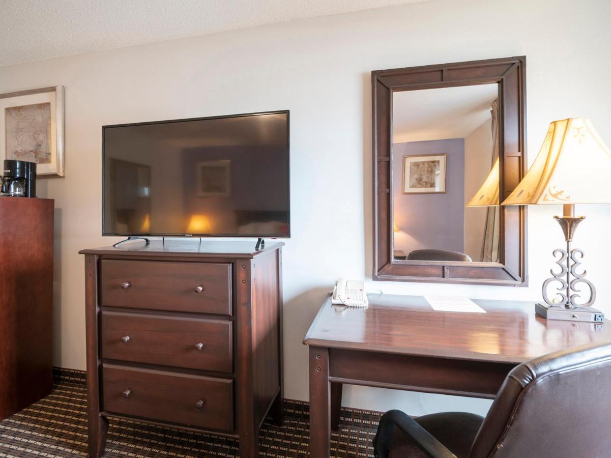 Oyo Townhouse Houston Airport North 호텔 외부 사진